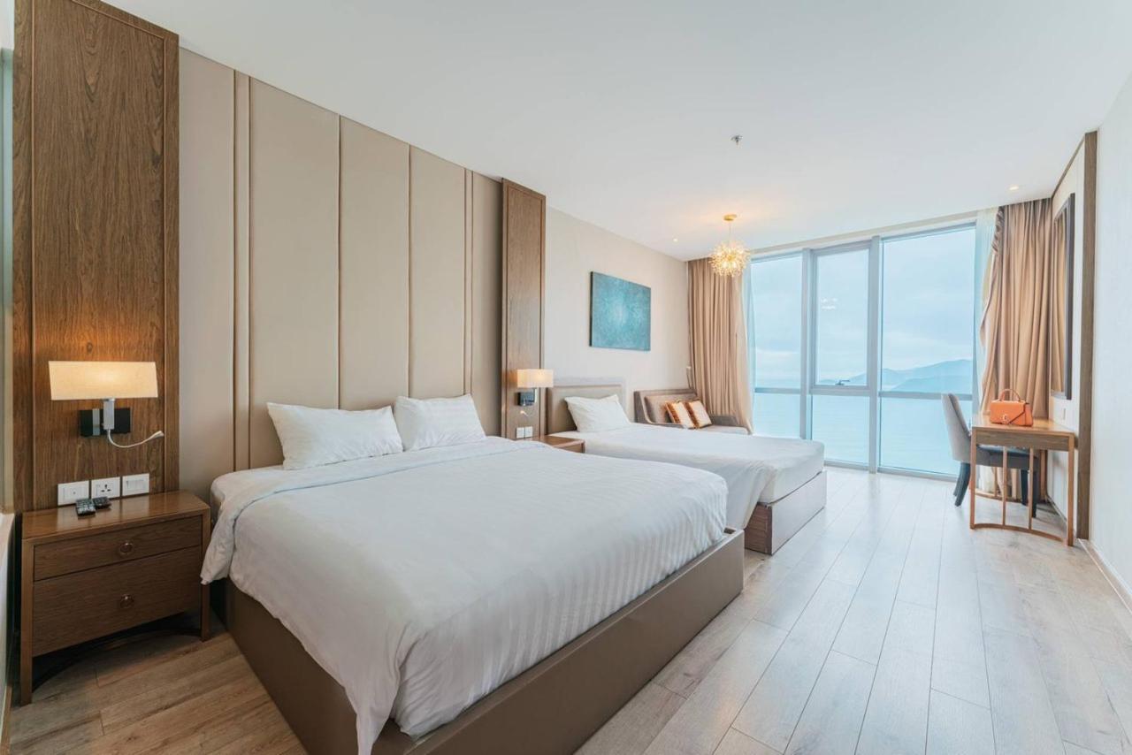 Kn Panorama Beachfront Condotel Nha Trang Exterior foto